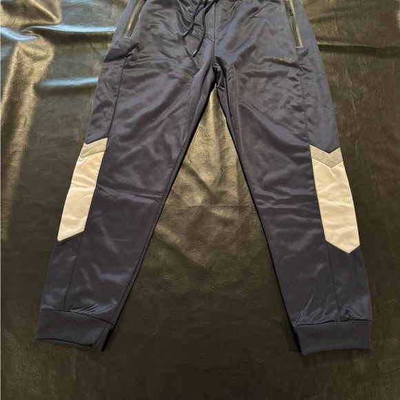 Men’s XL Athletic Polyester Fleece Tracksuit Set - Picture 6 of 9